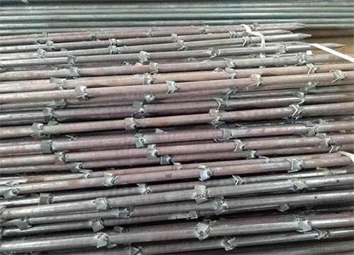 巴林左隧道钢花管